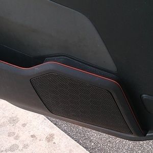 Meet your Posher, Devin